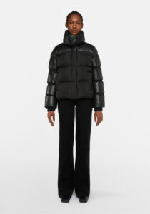 Trussardi 56S007911T005352K299 sieviešu virsjaka, melna