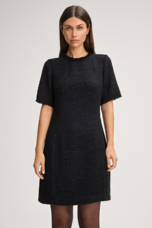 Buklē auduma mini kleita ar īsām piedurknēm