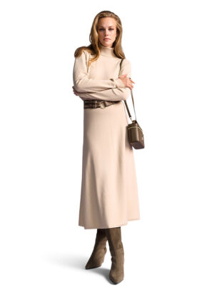 Smalka adījuma svārki ar elastīgu jostasvietu