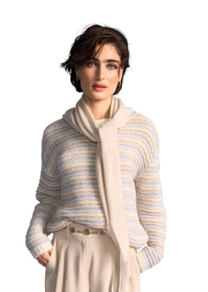 Adīts džemperis ar smalku svītru rakstu