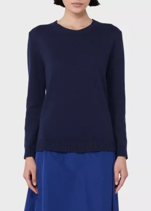 Adīts džemperis ar zieda akcentu mugurpusē