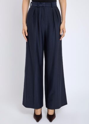 Plata piegriezuma bikses ar smalku svītru rakstu