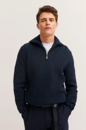 Tumši zils rievota adījuma džemperis ar rāvējslēdzēju
