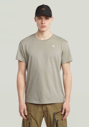 Organiskās kokvilnas T-krekls ar logo akcentu