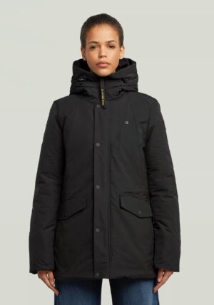 Polsterēta virsjaka ar savelkamu kapuci