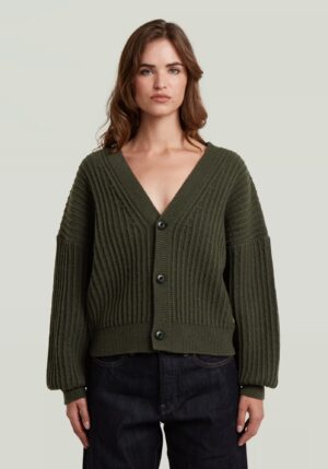 Adīta jaka ar V veida izgriezumu