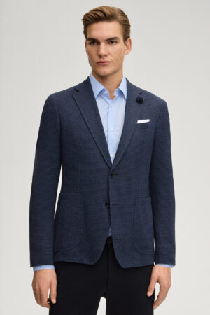 Viegli pieguļoša žakete ar smalku tekstūru