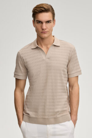 Polo krekls ar dekoratīvu tekstūru