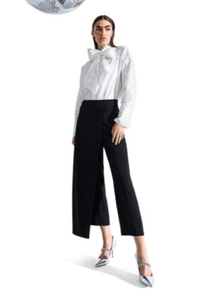 Saīsināta garuma bikses ar noņemamu svārku daļu