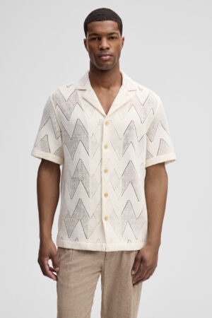 Krekls ar teksturēta adījuma rakstu