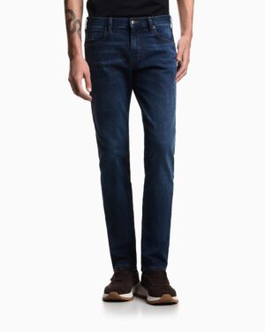 Klasiska piegriezuma džinsi ar izbalojumu