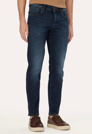 Vīriešu džinsi ar kontrastējošām detaļām