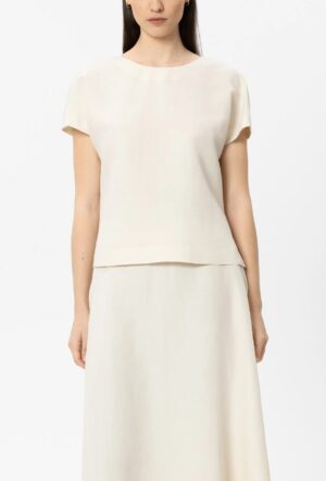 Blūze ar noņemamu ķēdītes detaļu mugurpusē