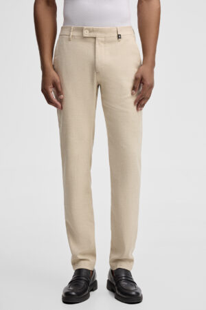 Bēšas chino bikses ar linu struktūru