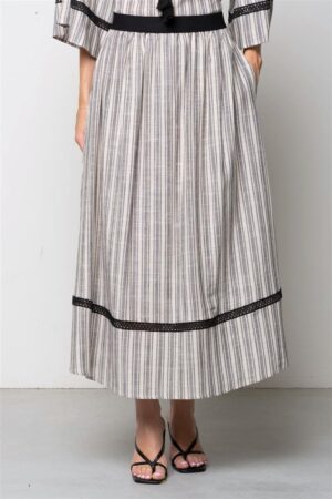 Viskozes un linu svārki ar svītru rakstu